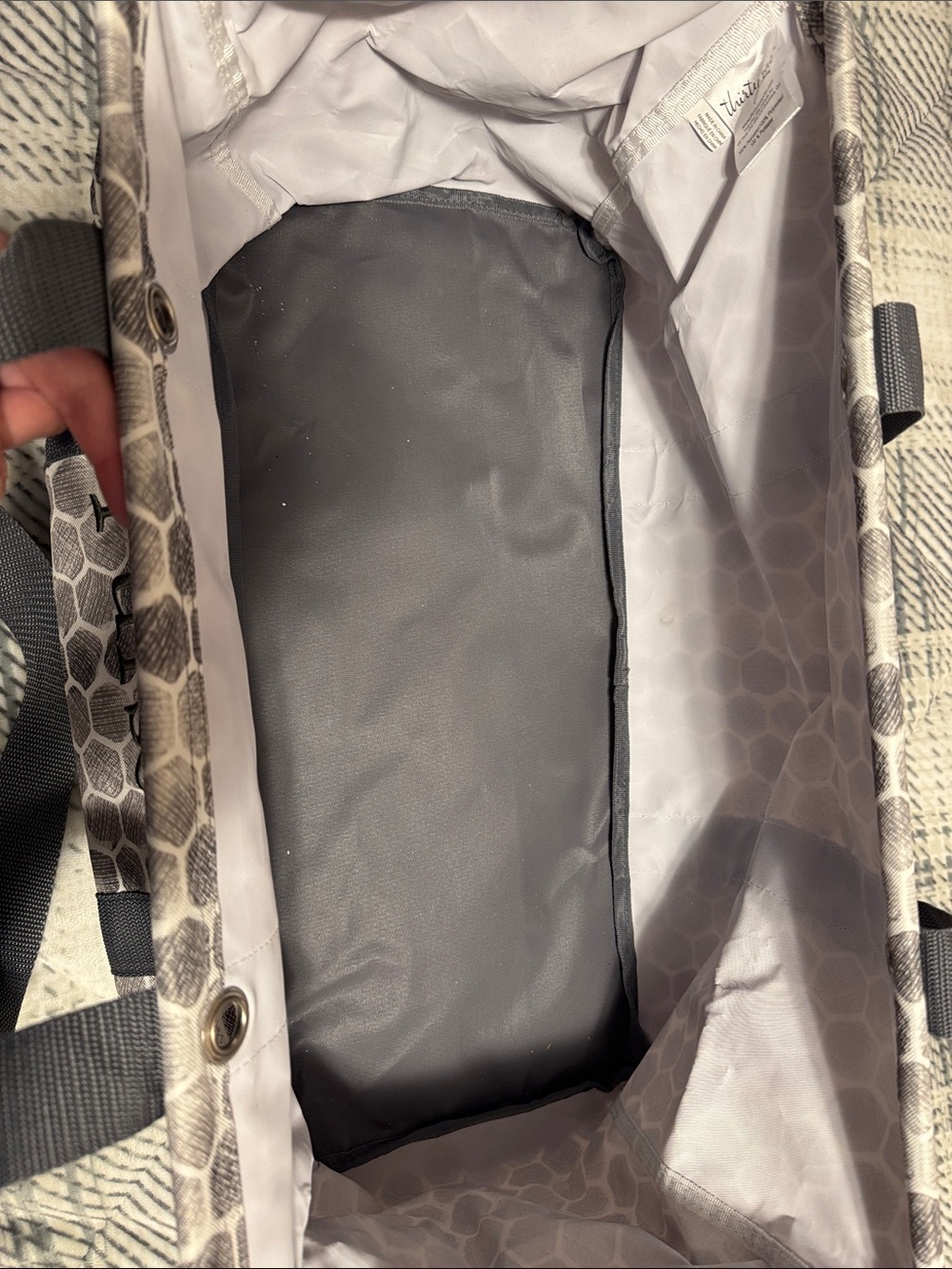 Thirty-One Large Utility Tote - Picture 7 of 7